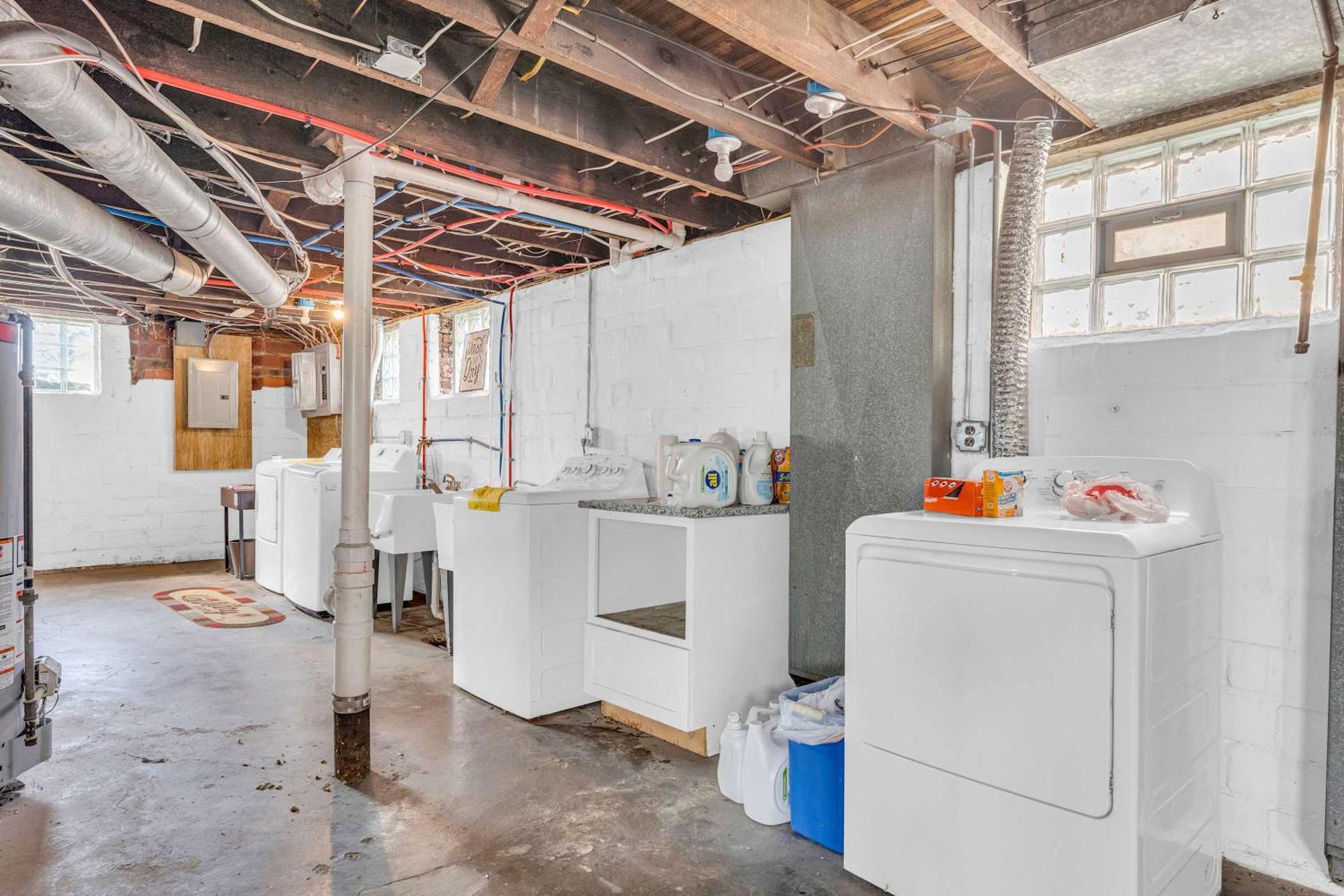 Beautifully Remodeled Duplex Apt In West Blvd Cleveland Exterior foto
