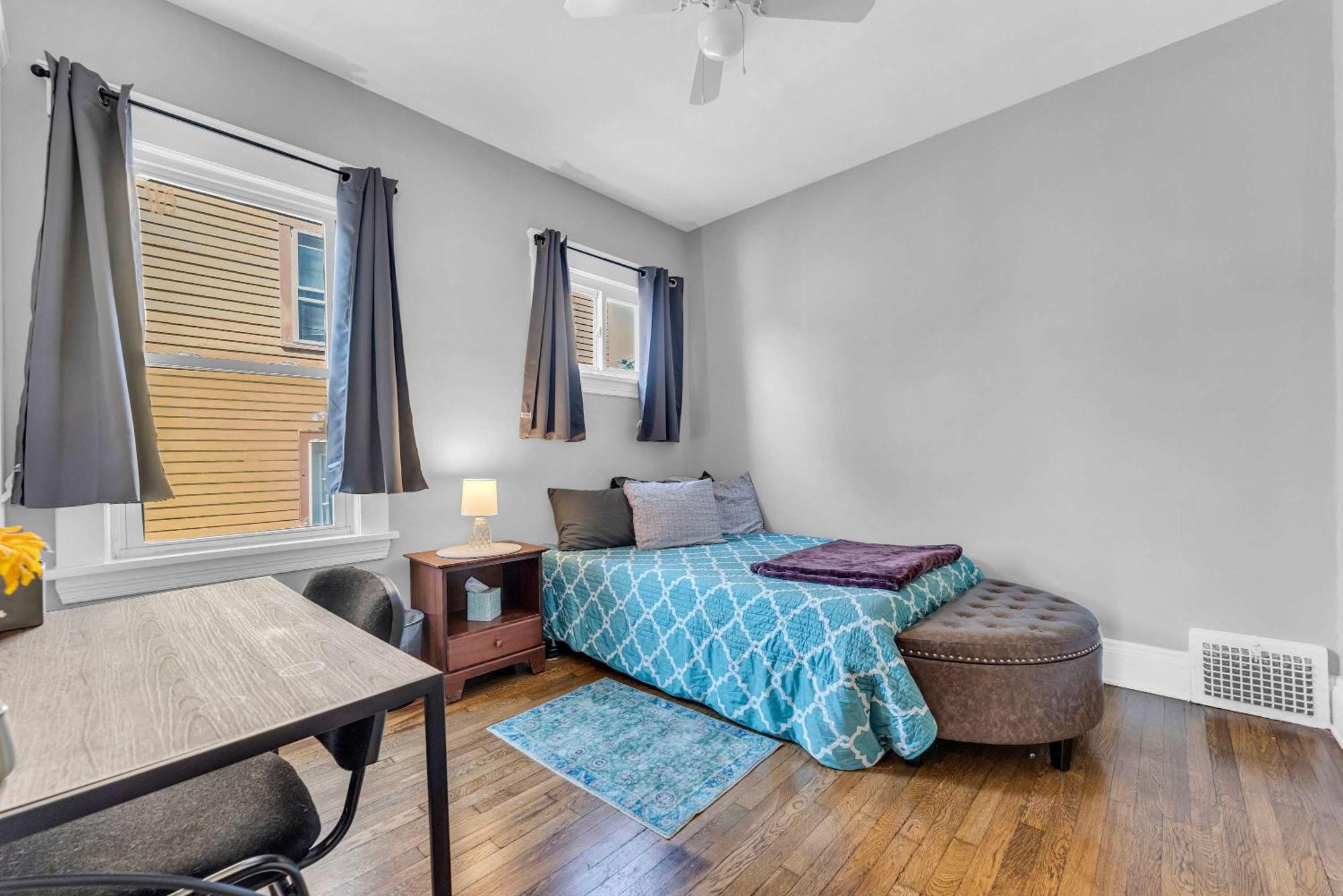 Beautifully Remodeled Duplex Apt In West Blvd Cleveland Exterior foto