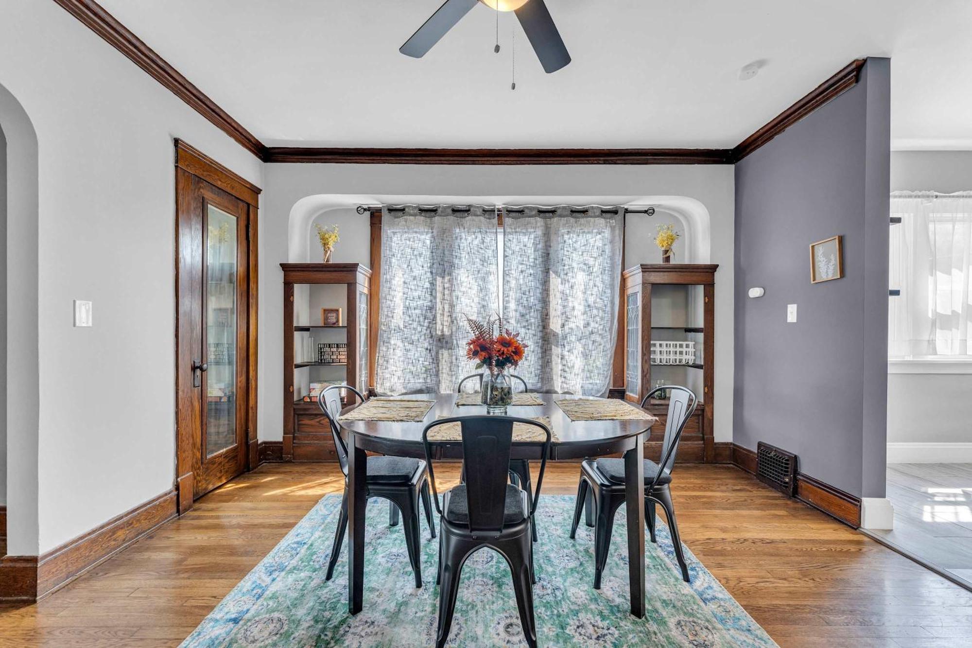 Beautifully Remodeled Duplex Apt In West Blvd Cleveland Exterior foto